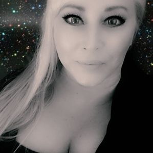 Meet your Posher, Michele